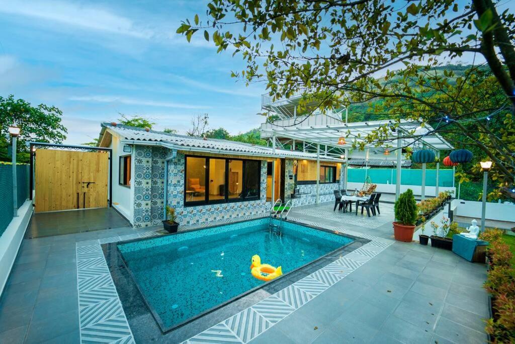 Spicy Mango Lakeside Abode - Luxurious Villa In Pawana Lonavala Ngoại thất bức ảnh