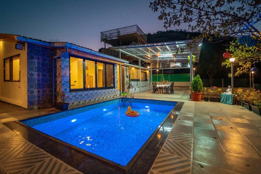 Spicy Mango Lakeside Abode - Luxurious Villa In Pawana Lonavala Ngoại thất bức ảnh