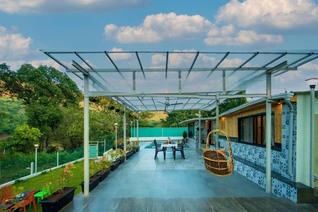 Spicy Mango Lakeside Abode - Luxurious Villa In Pawana Lonavala Ngoại thất bức ảnh